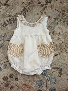 Baby Girls White Bubble Romper with Beige Striped Pockets